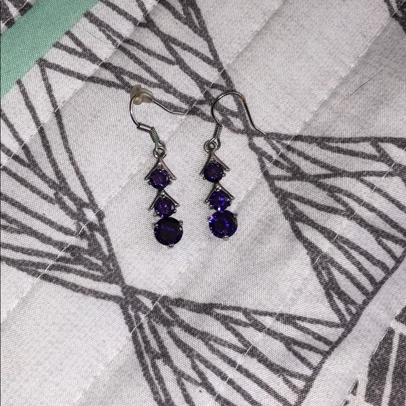 Purple earrings - Picture 1 of 3